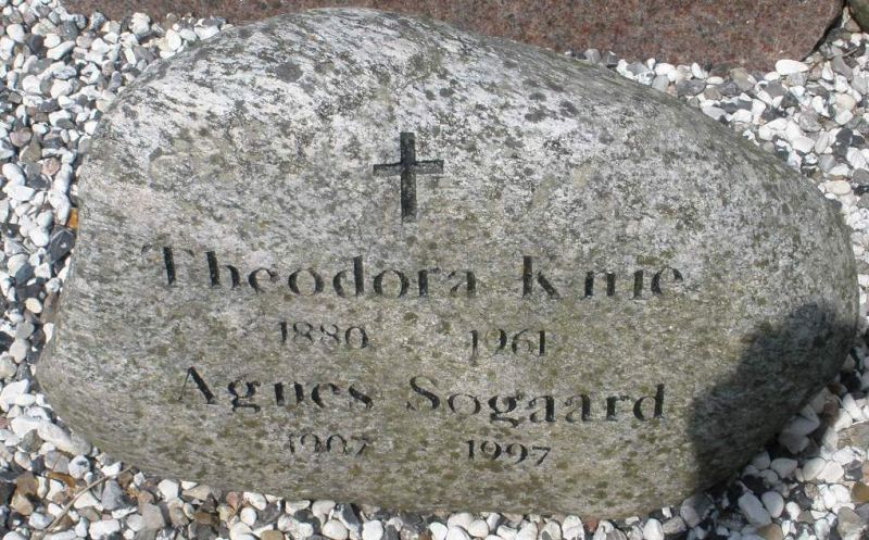Theodora Knie.JPG